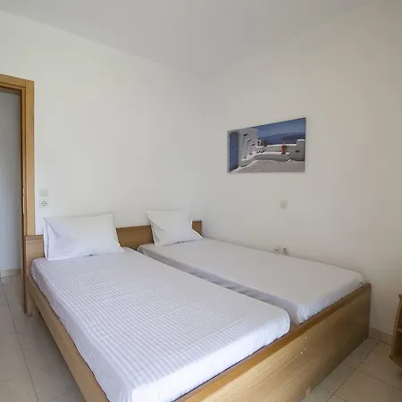 Σπίτι διακοπών Blue Crab, Beachfront House In Kalandra #feelslikehome