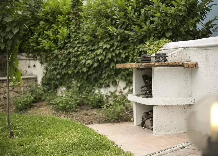 Casa vacanze Blue Crab, Beachfront House In Kalandra #feelslikehome *