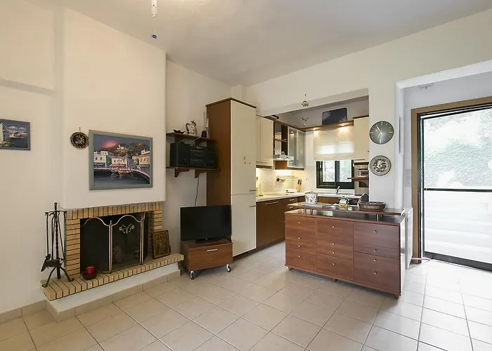 Blue Crab, Beachfront House In Kalandra #feelslikehome Casa vacanze Hanioti