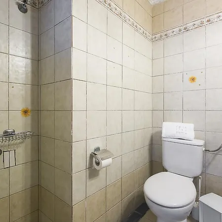 Holiday home Blue Crab, Beachfront House In Kalandra #feelslikehome